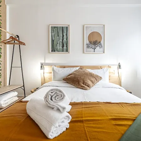 Santos Mattos & By Lisbon With Sintra Guest house Amadora