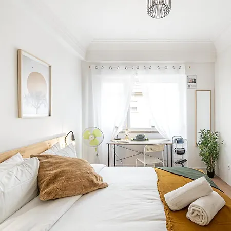 Pensión Santos Mattos & By Lisbon With Sintra *