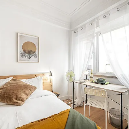 Pensión Santos Mattos & By Lisbon With Sintra