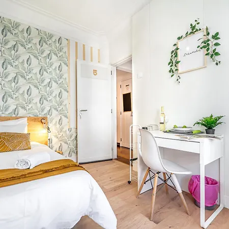 Santos Mattos & By Lisbon With Sintra Amadora